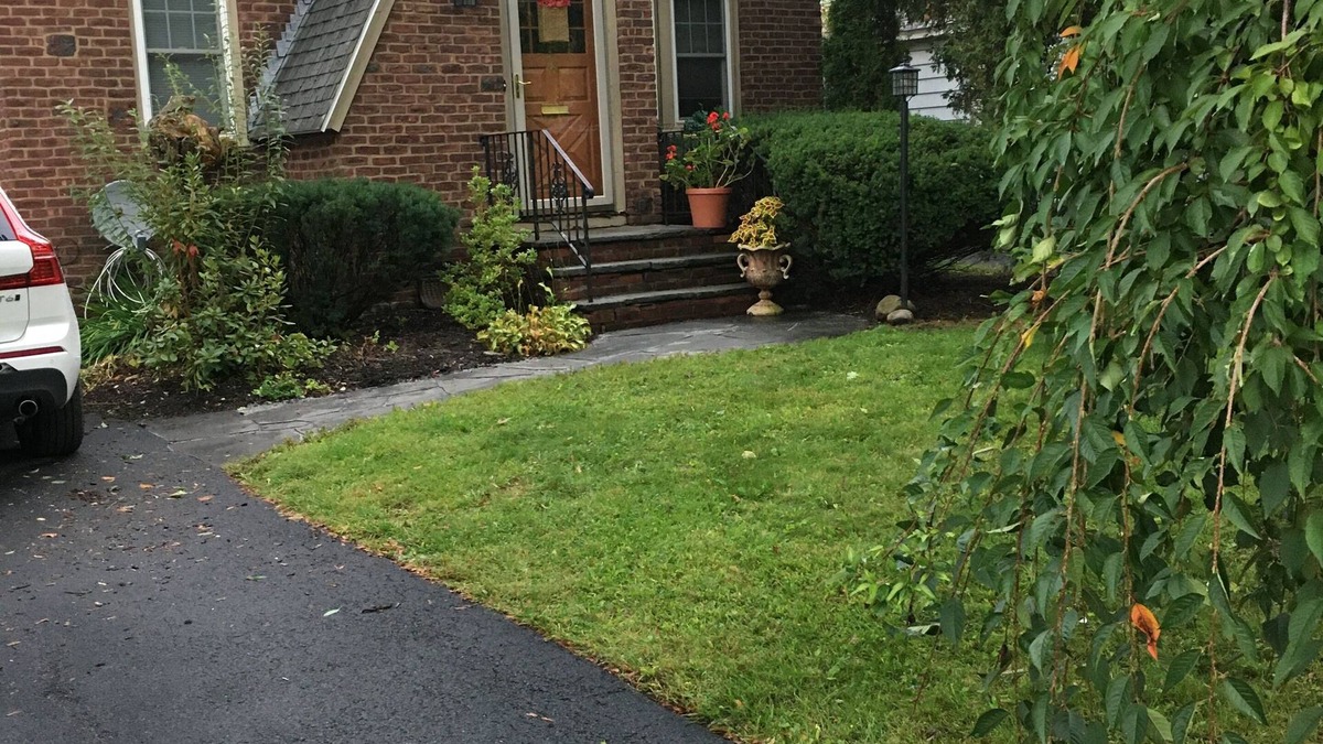 Buckingham Lake - Crestwood House | Charming 2-bedroom house with AC, fitness room, WiFi in Albany