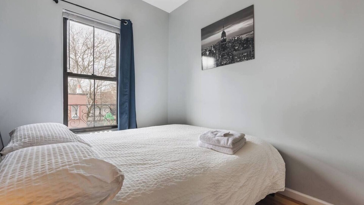 Clinton Hill House | Charming 2-bedroom in Brooklyn