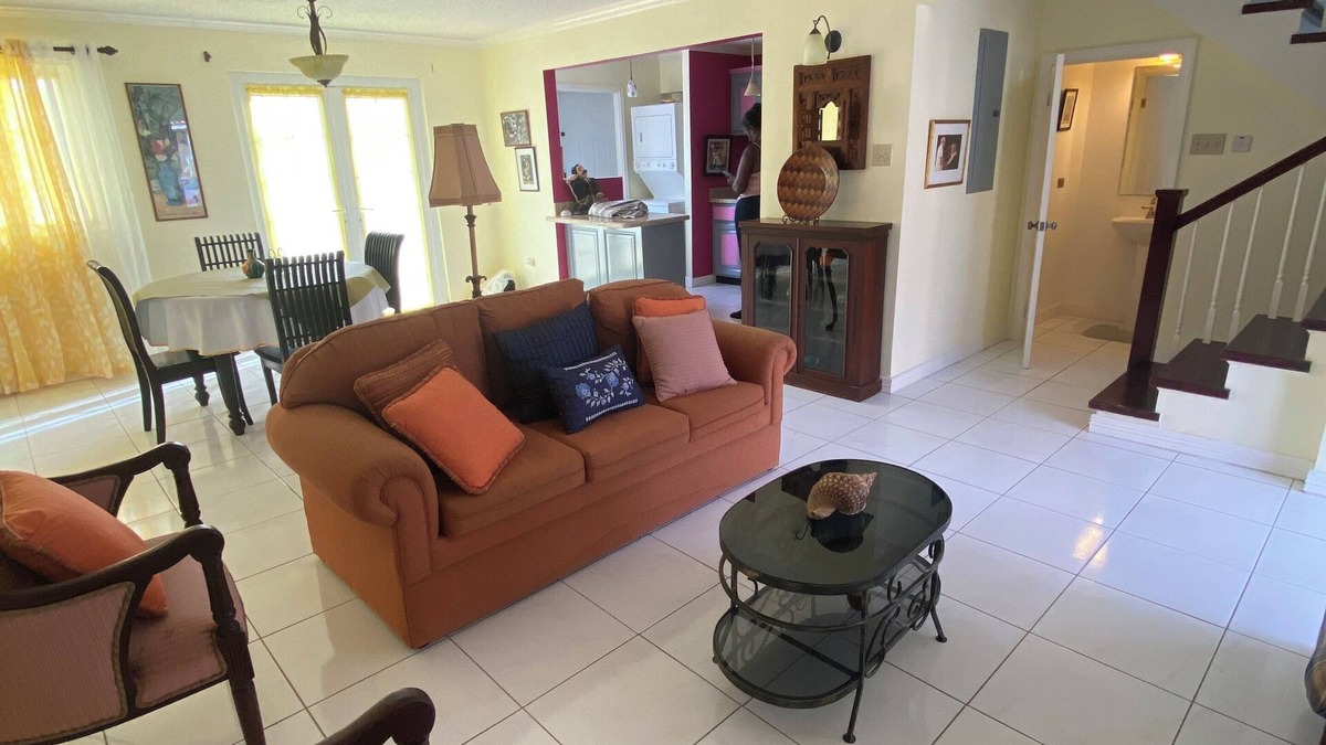Mango Walk House | Charming 2-bedroom townhome with WiFi, AC in beautiful Montego Bay