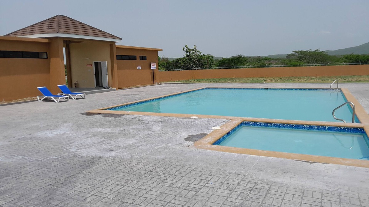 Old Harbour House | Charming 2-bedroom house in Old Harbour with AC, fitness room. C & J"s Vacation