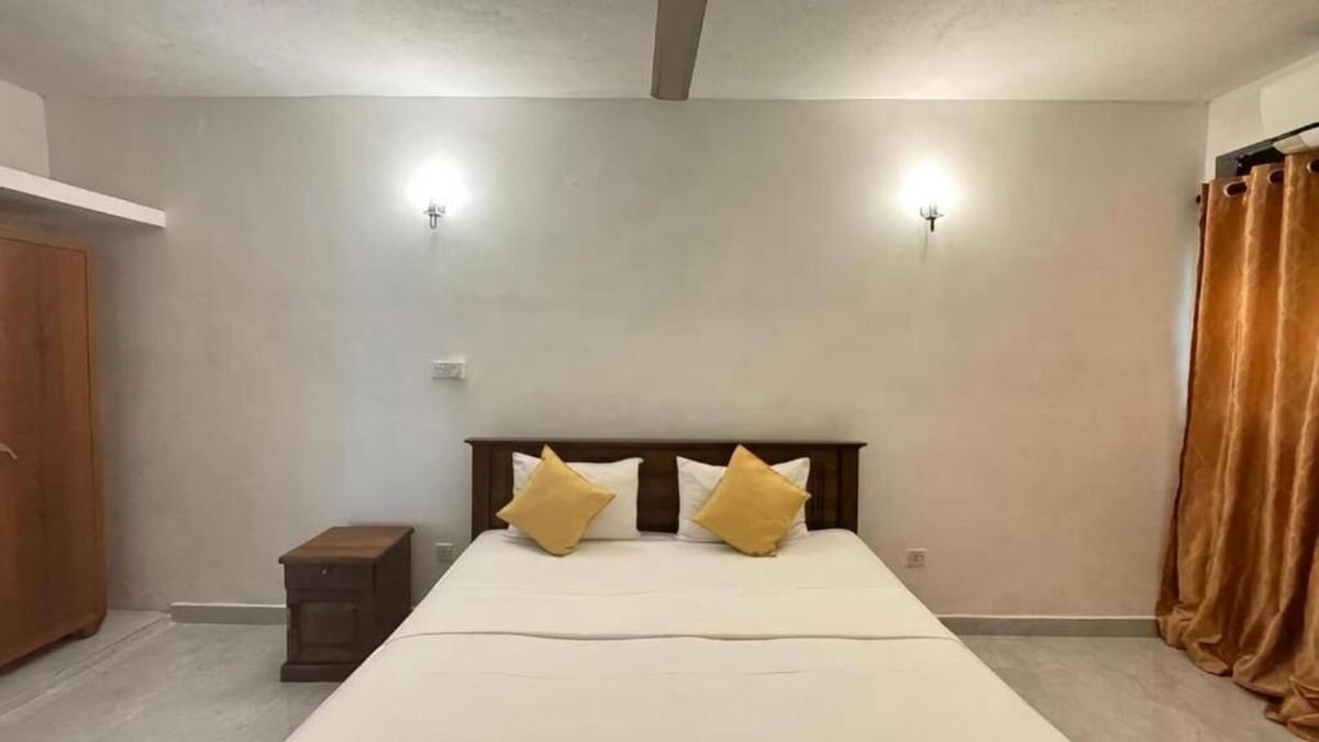 Battaramulla House | Charming 2 bedroom house with Wi-Fi hot water and AC in delightful Battaramulla
