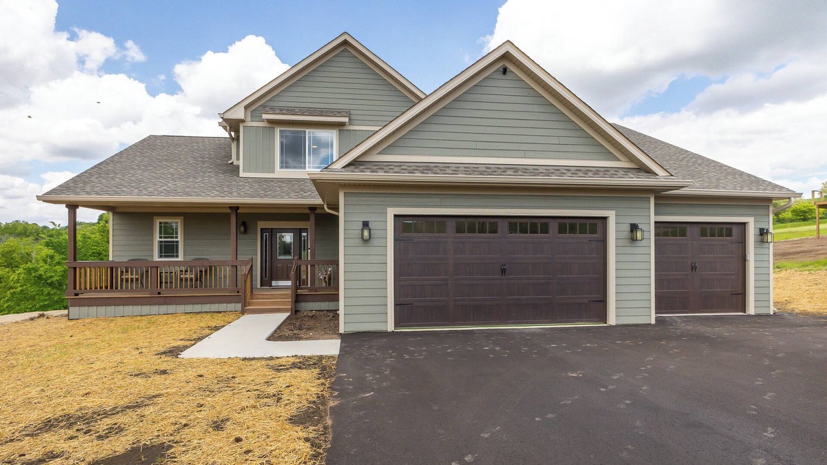 The Galena Territory House | Charming 2-bedroom option w/2.5 baths in a large home in the Galena Territories
