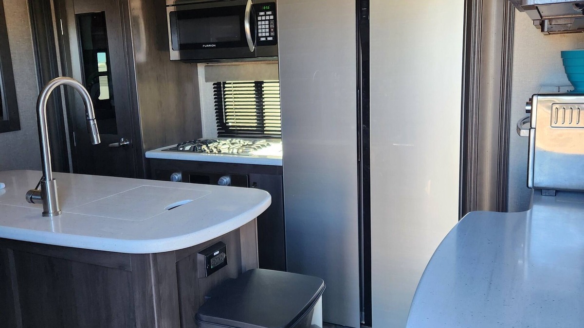 Pomerene House | Charming 2-bedroom RV in Benson with fitness room, AC, pool, club house