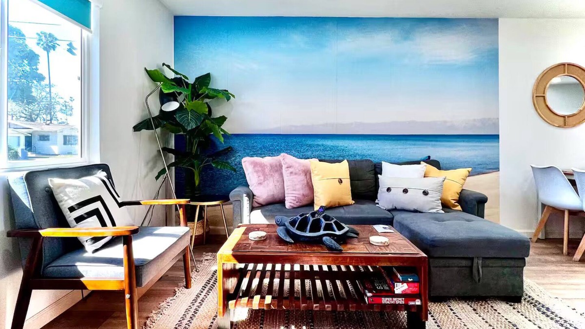Harbor House | Charming 2-bedroom Townhome with WiFi, AC in wonderful Long Beach