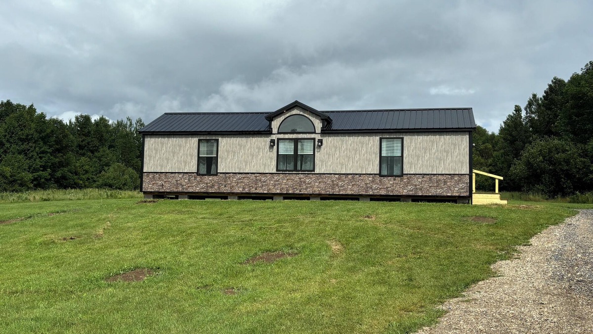 Whippleville House | Charming 2-bedroom tiny home within a few miles of all kinds of outdoor sports