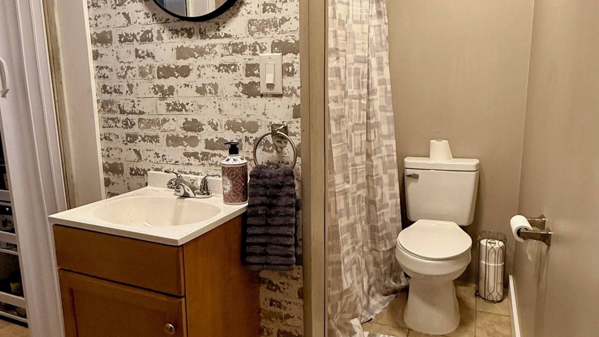 Freeman House | Charming 2-bedroom trail house in Bramwell, WV