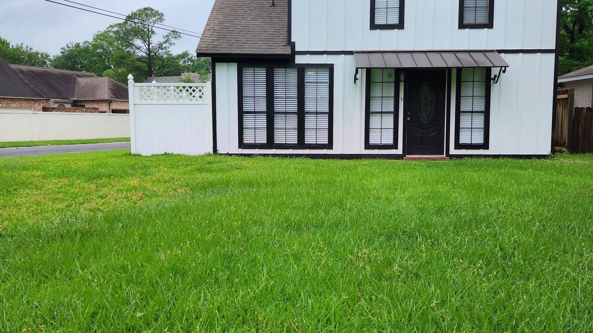 Mid City South House | Charming 2-bedroom house in wonderful Baton Rouge with AC, WiFi