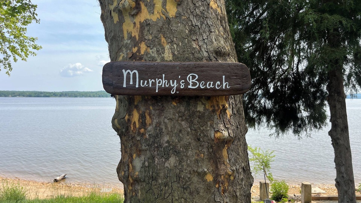 Charlestown Cottage | Charming 2-bedroom cottage at Murphy's Beach in lovely Charlestown Maryland