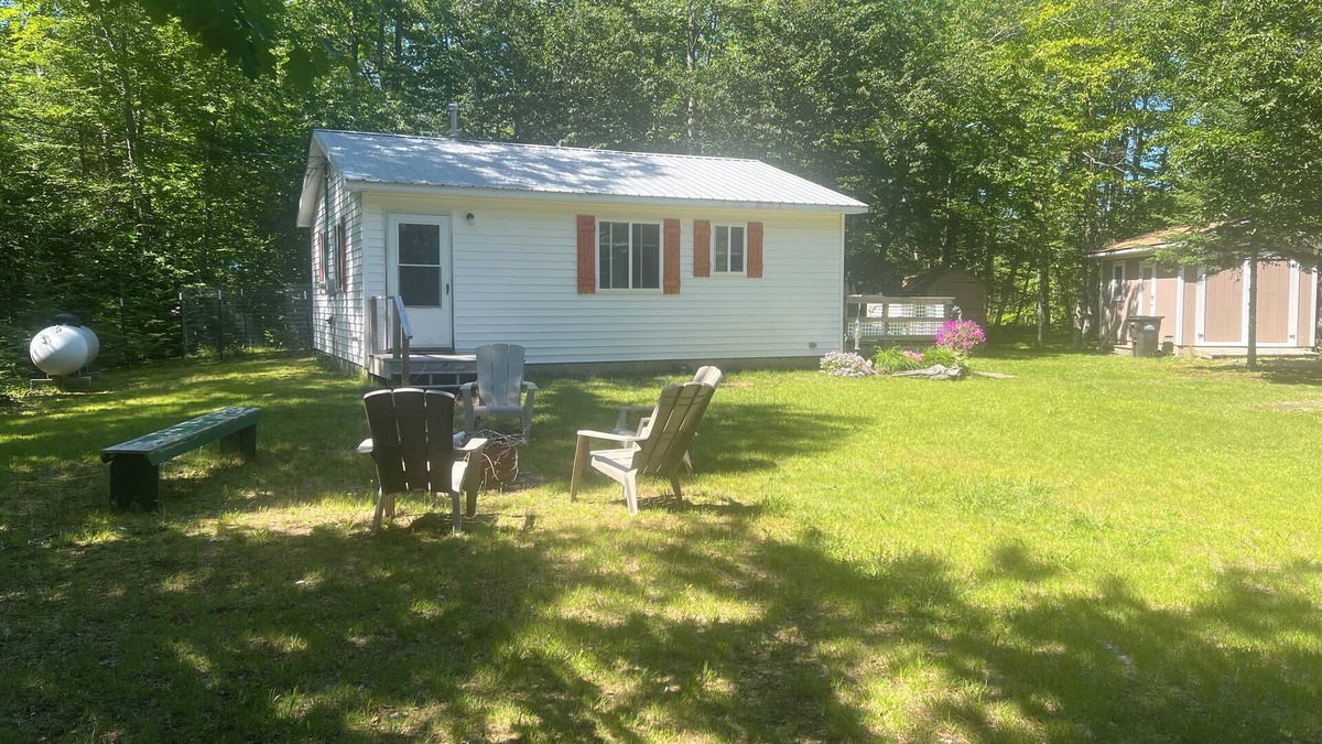 Grand Marais House | Charming 2-bedroom cottage in welcoming Grand Marais, Michigan.