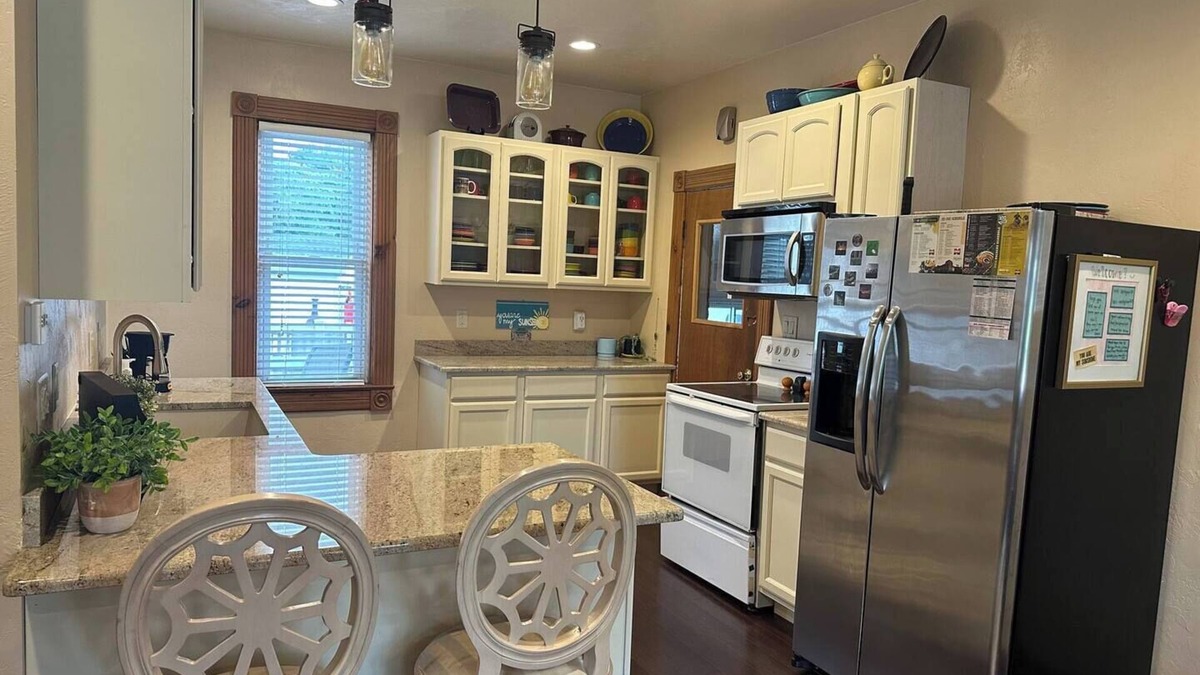 Little Chute House | Charming 2-bedroom house in welcoming Little Chute