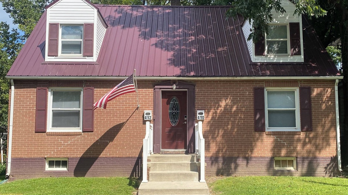 Mount Vernon House | Charming 2-bedroom Duplex with1Gig WiFi, AC in delightful Mount Vernon