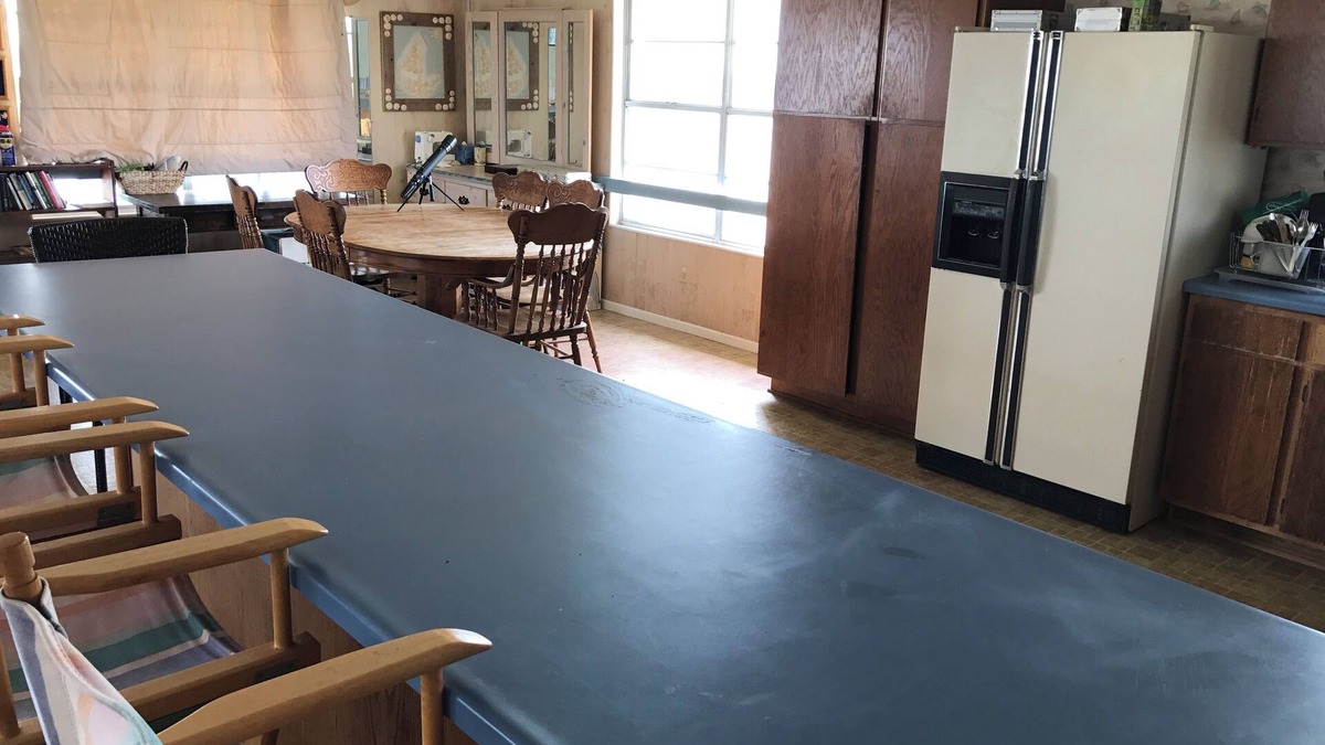 Port Lavaca House | Charming 2-bedroom house with a beautiful view, WiFi, AC in Olivia