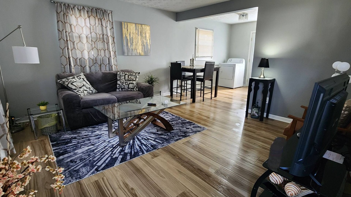 Scottown House | Charming 2-bedroom townhome in delightful Proctorville with AC, WiFi