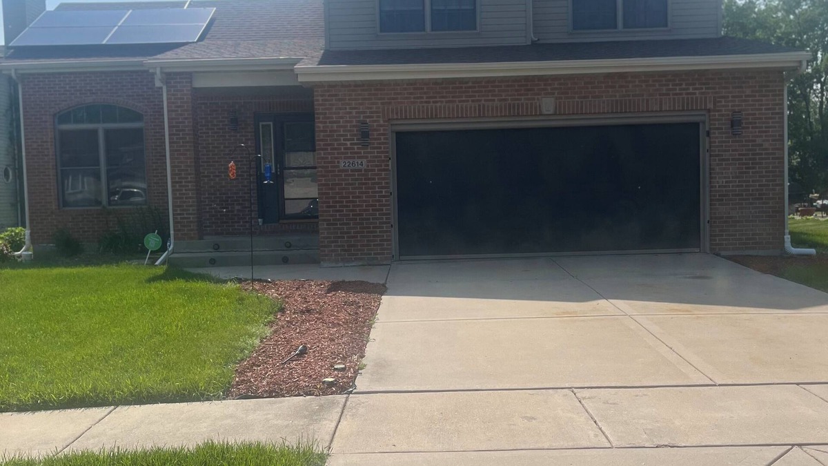 Sauk Village House | Charming 2-bedroom house with WiFi, AC in welcoming Sauk Village