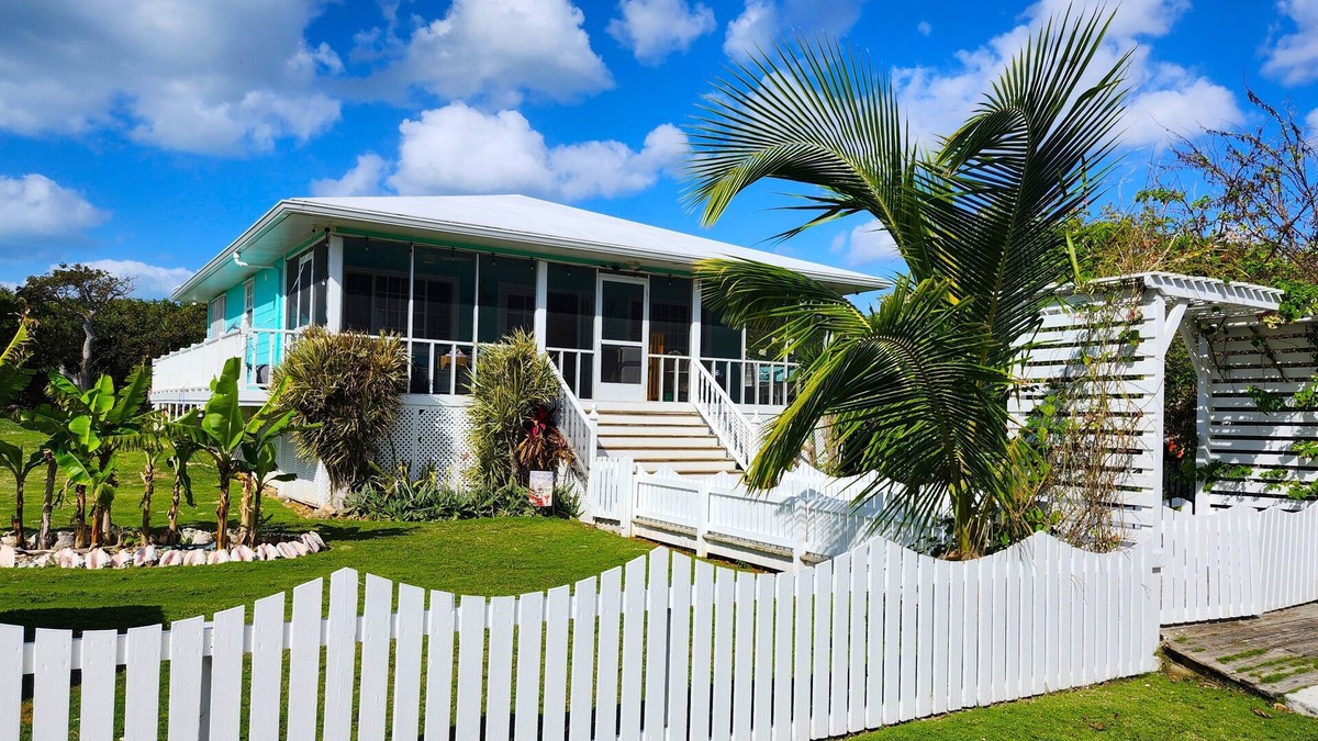Great Guana Cay Cottage | Charming 2 BR cottage in Great Guana Cay short walk to beach, AC WiFi Generator