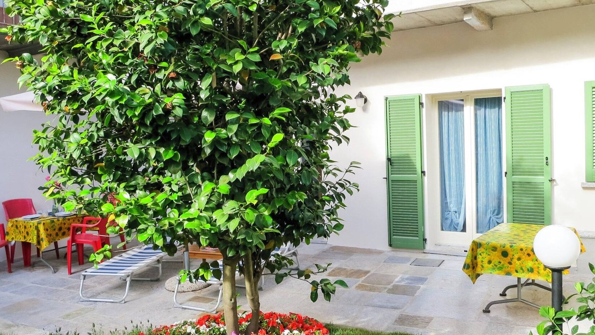 Cannobio Apartment | Charming 2-room apartment with terrace and garden only 50 m from the lake