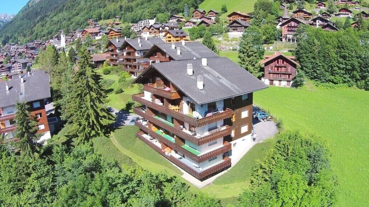 Champery Apartment | Charming 2 rooms practical and comfortable!