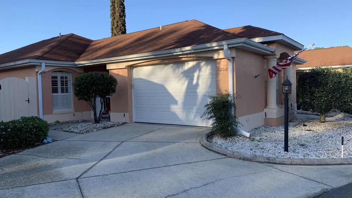 The Villages House | Charming 2B/2B Villa located near Spanish Springs Town Square