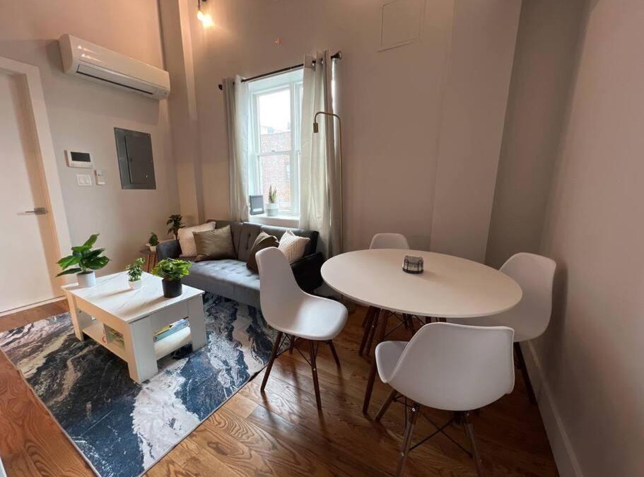 Flatbush Apartment | Charming 2B duplex in Prospect Park