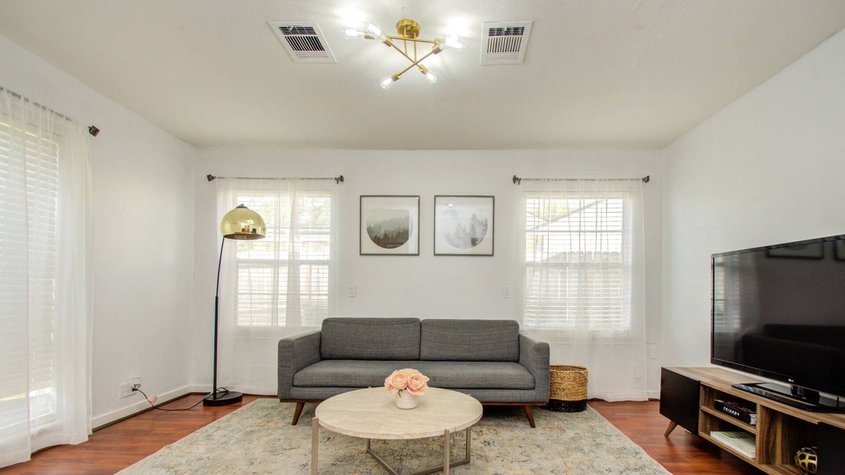Spring Branch East House | Charming 2BD 1BTH Home in Peaceful Neighborhood