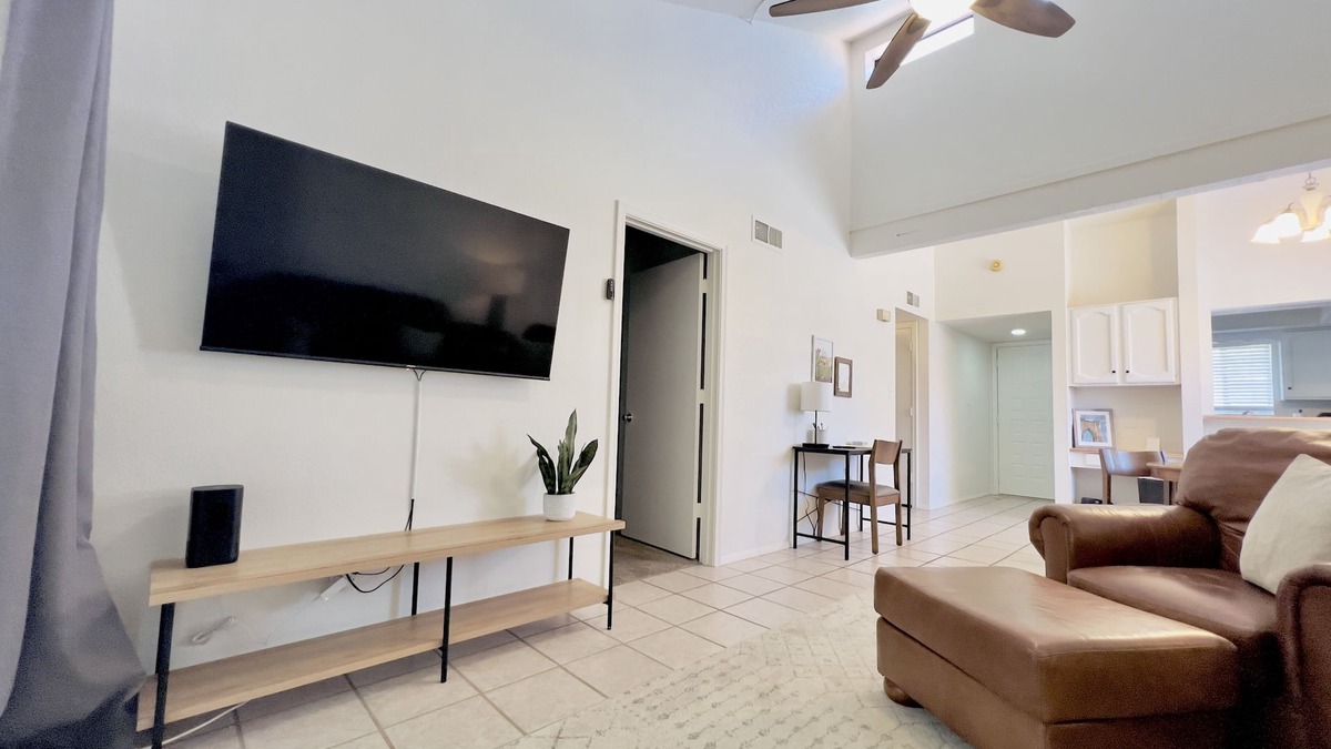 Gilbert Condo | Charming 2BR/2BA Retreat in Quiet Gilbert Neighborhood - Near Vibrant Downtown!