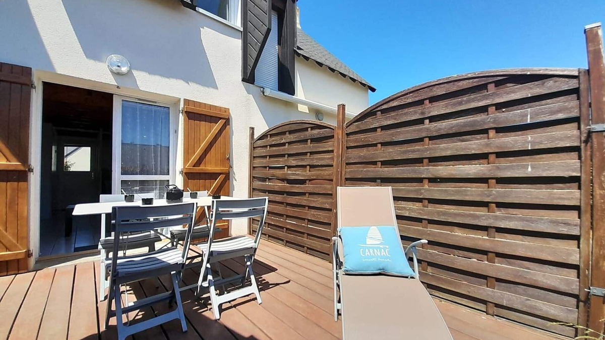Carnac Villa | Charming 2BR House in Carnac – Close to Beach, South-Facing Terrace, Parking