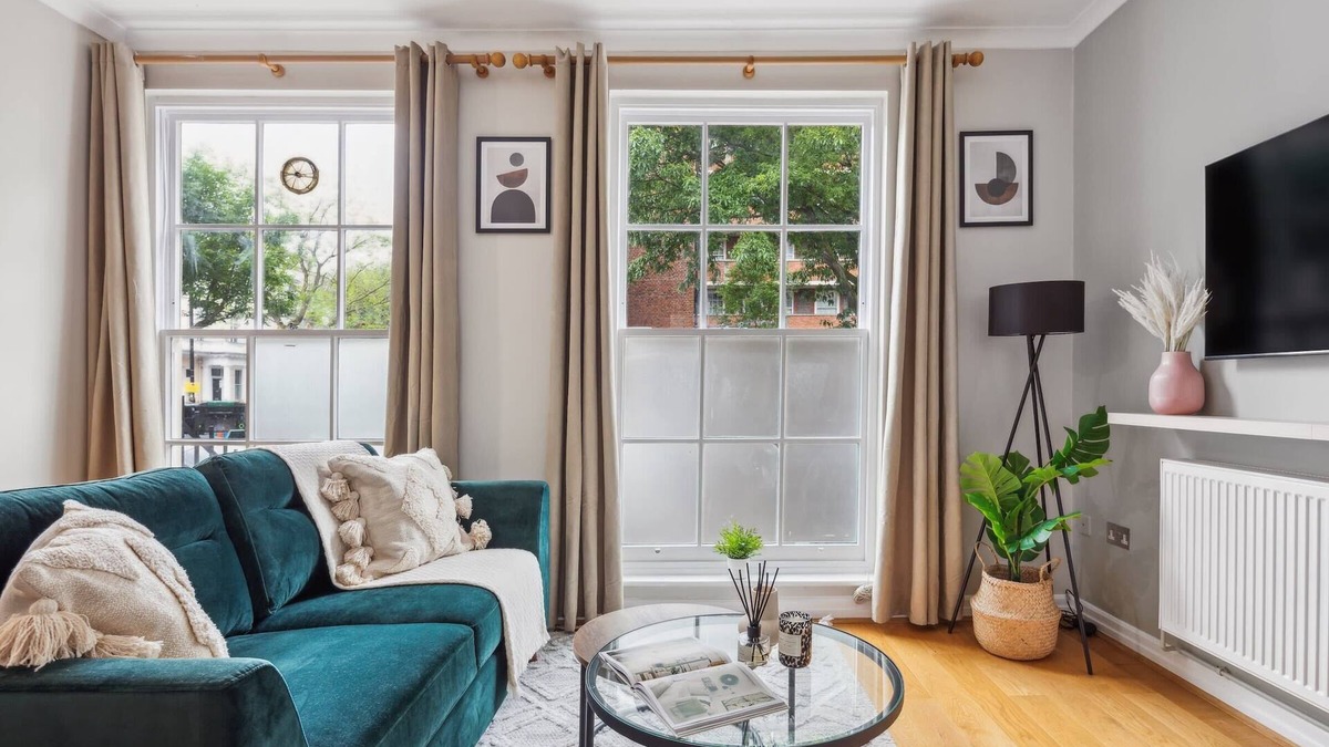 Pimlico Apartment | Charming 2BR in London's Westminster