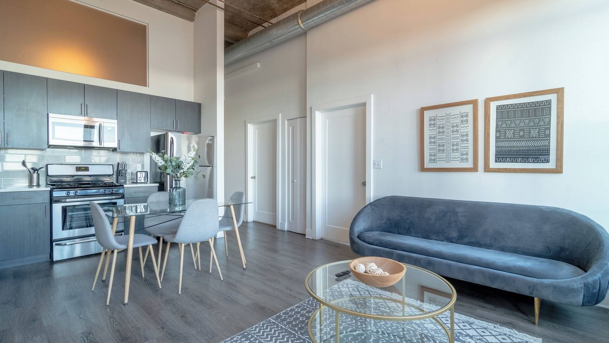 Prairie District Hotel | Charming 2BR Unit Near McCormick & Millennium Park