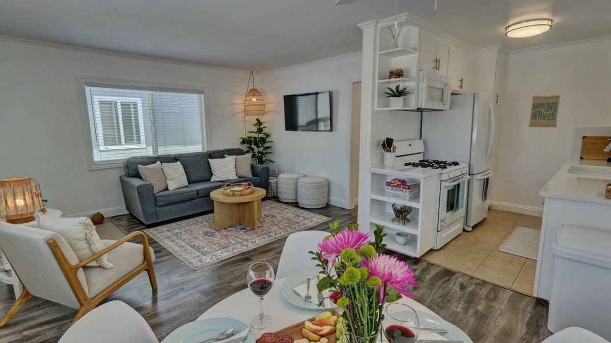 West Newport Apartment | Charming 2BR w/Balcony, BBQ & Outdoor Dining