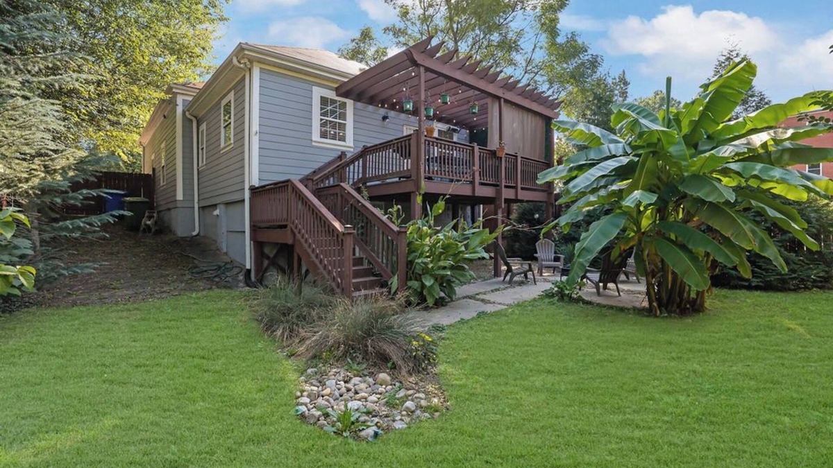West End House | Charming 3-Bdrm Retreat w/Spacious Deck/Backyard