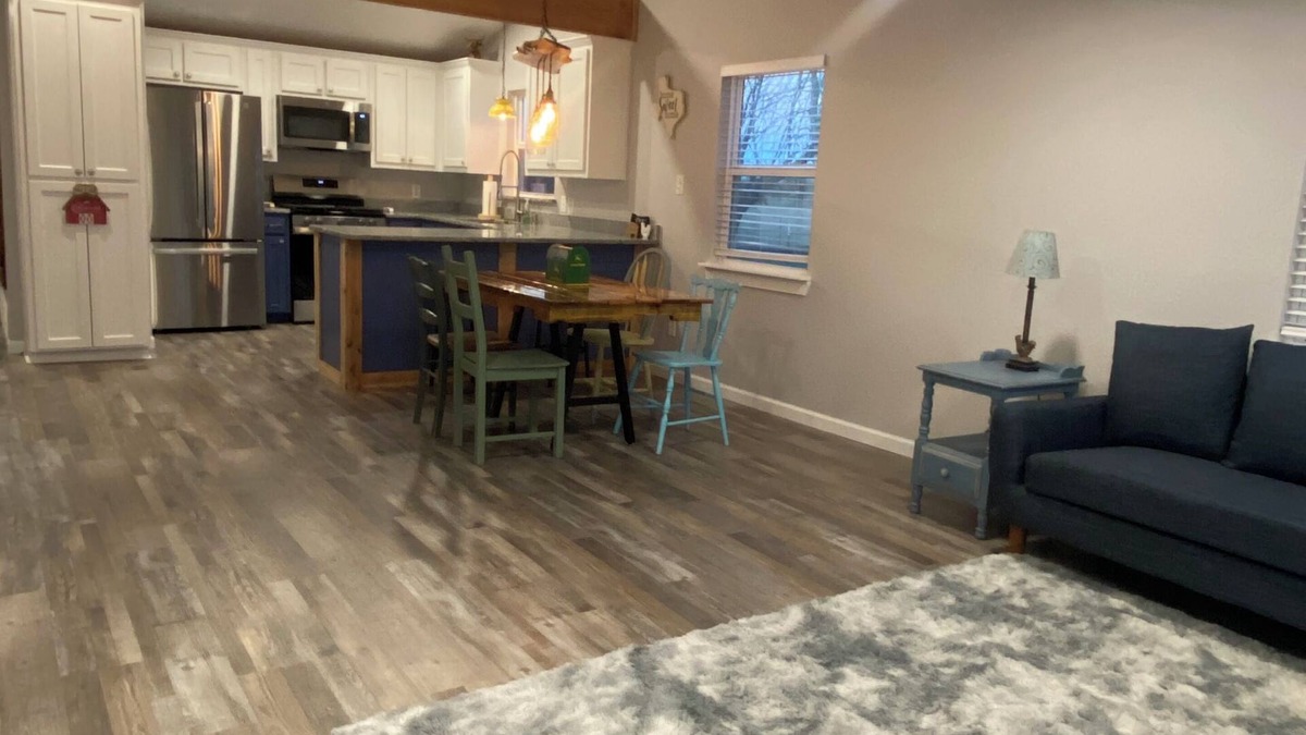 Sulphur Springs House | Charming 3-bedroom house 5 minutes from the Square in Sulphur Springs.
