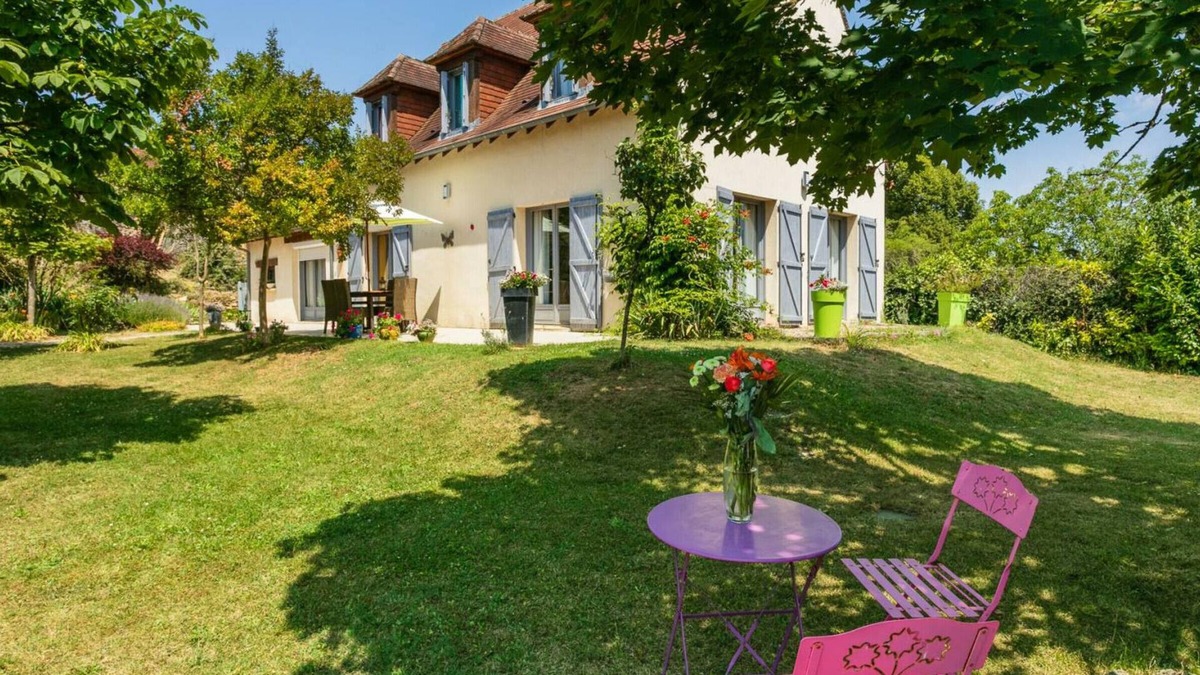 Saint-Cybranet Cottage | Charming 3-Bedroom Cottage with Private Pool in Perigord Noir