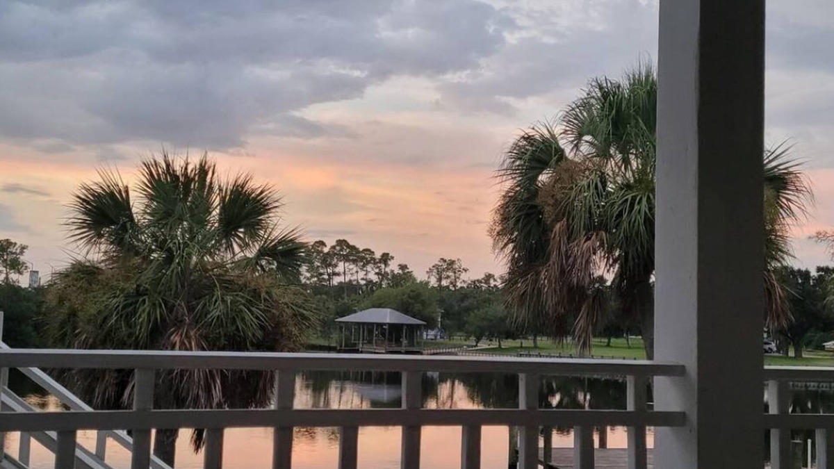 Henderson Point House | Charming 3-bedroom house on quiet cove in Pass Christian