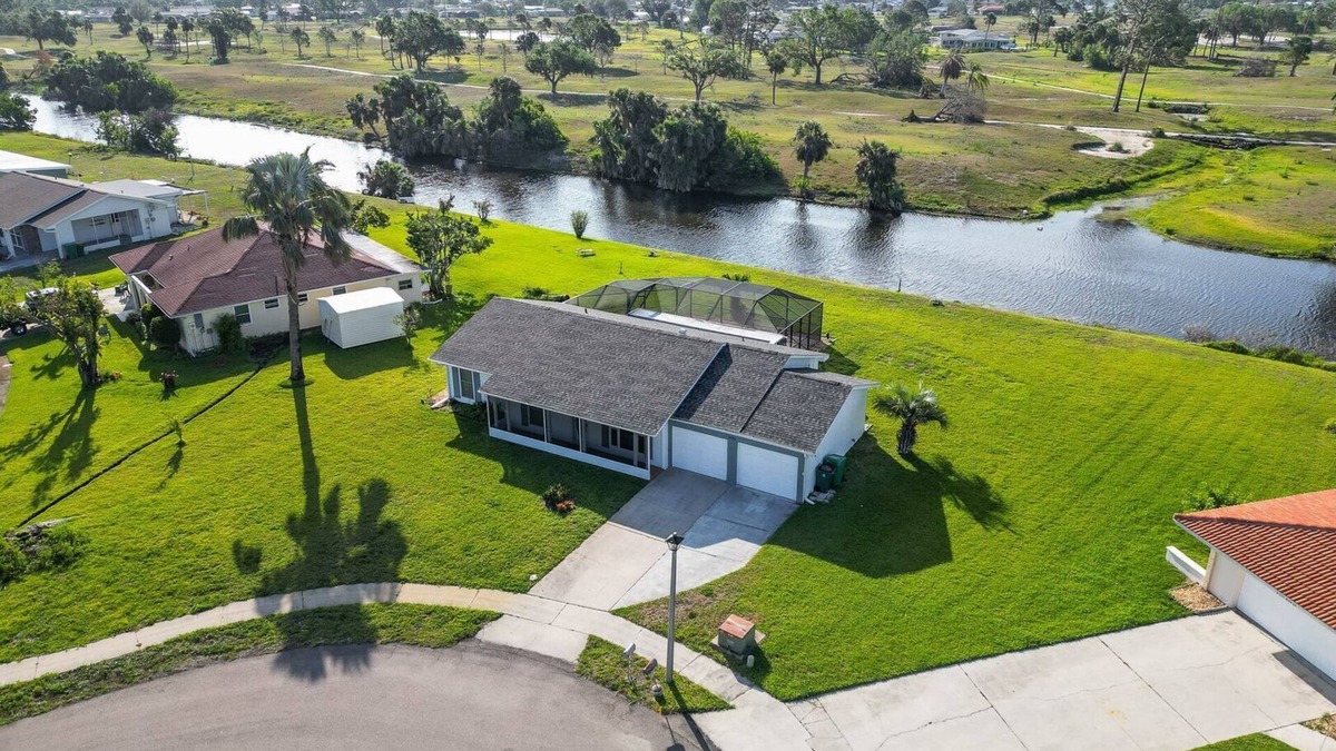 Port Charlotte - Charlotte Harbor House | Charming 3-bedroom house with private pool on canal