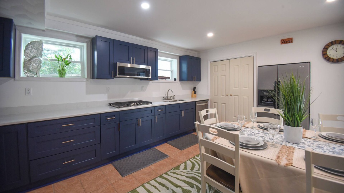 Northeast Virginia Beach House | Charming 3-bedroom with Luxury Bathroom and Designated Office Space