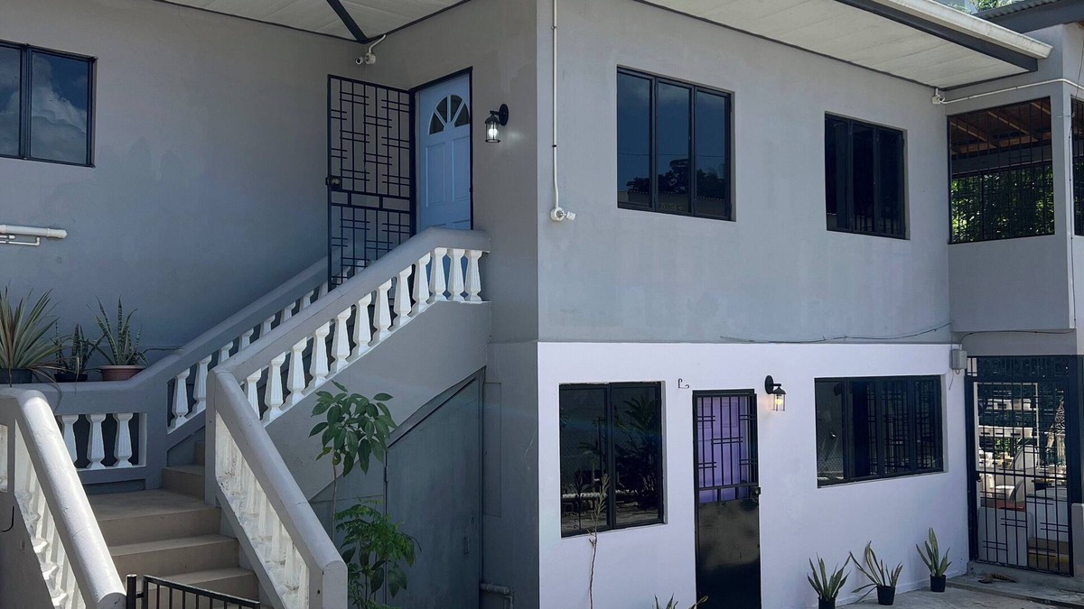 Port of Spain House | Charming 3-bedroom house, surrounded by nature, in gorgeous Port of Spain