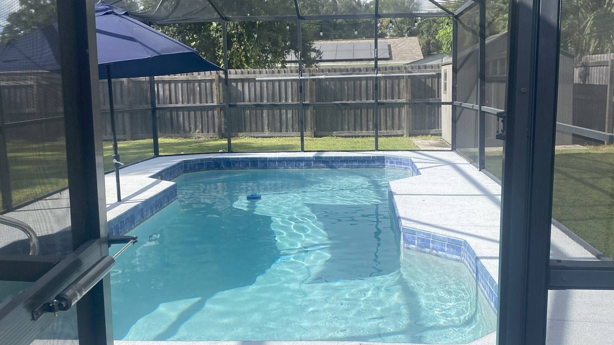 Pinellas Park House | Charming 3-bedroom house with Pool in Pinellas Park
