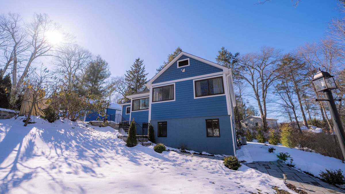 Putnam Valley House | Charming 3-bedroom lake house with WiFi, AC in scenic Putnam Valley