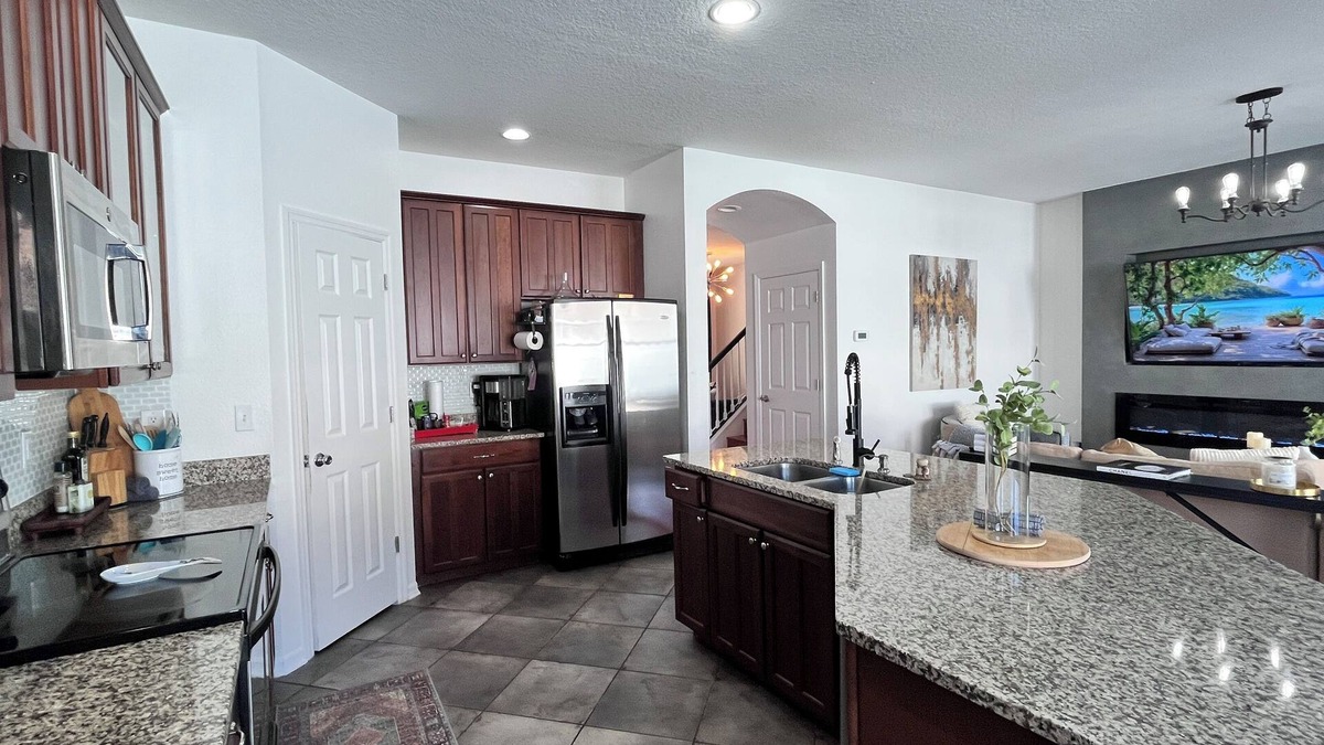 Wesley Chapel House | Charming 3-bedroom Pool house in Wesley Chapel. n