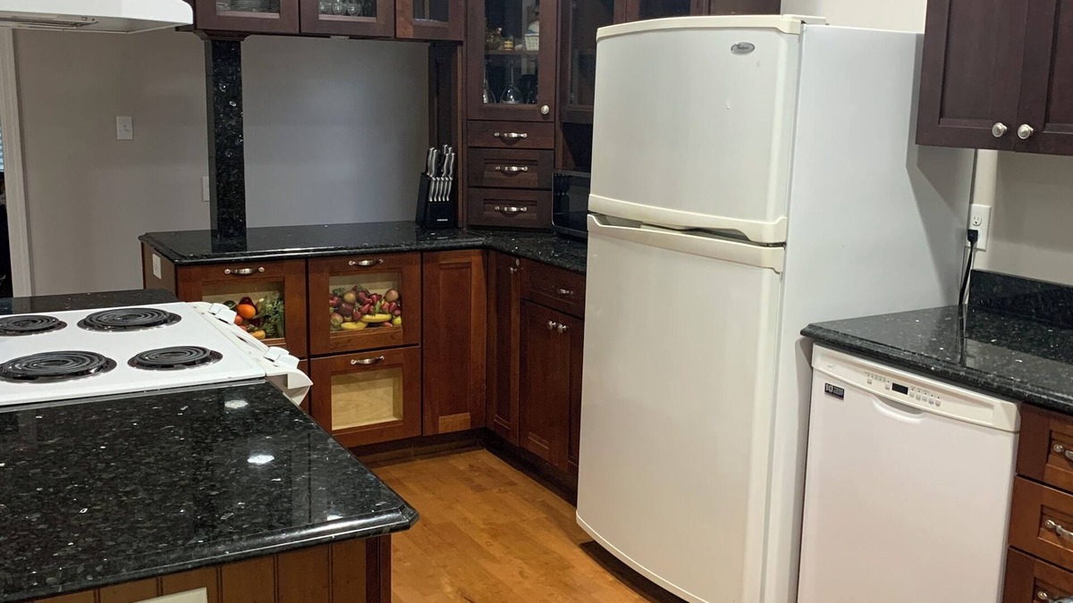 Maple Mount Other | Charming 3 bedroom, 2 bath farmhouse just outside of Owensboro, KY