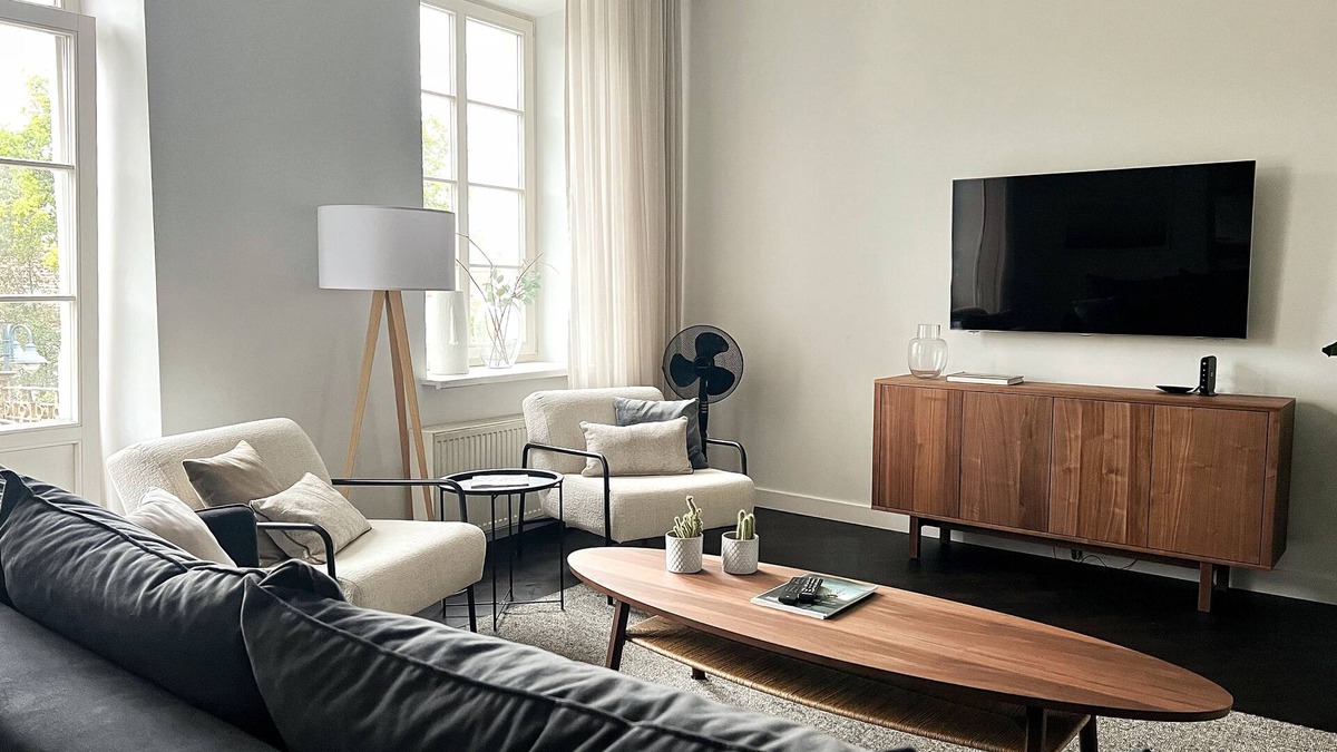 Old Town Apartment | Charming 3-Bedroom Apartment in the Heart of Vilnius' Historic Old Town