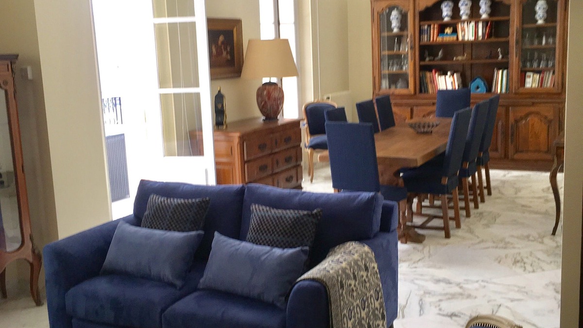 Cannes City Centre Apartment | Charming 3 bedroom apt in a villa in the middle of a garden- Center of Cannes