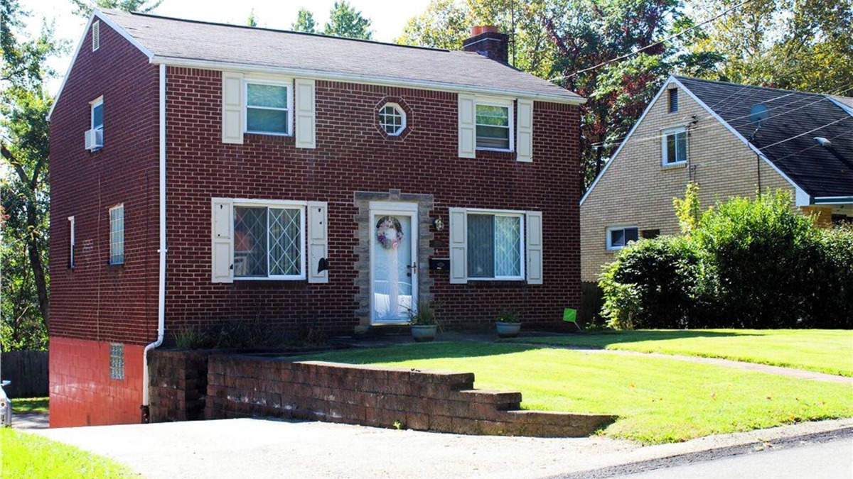 Penn Hills House | Charming 3-bedroom building with fitness room in fabulous Verona
