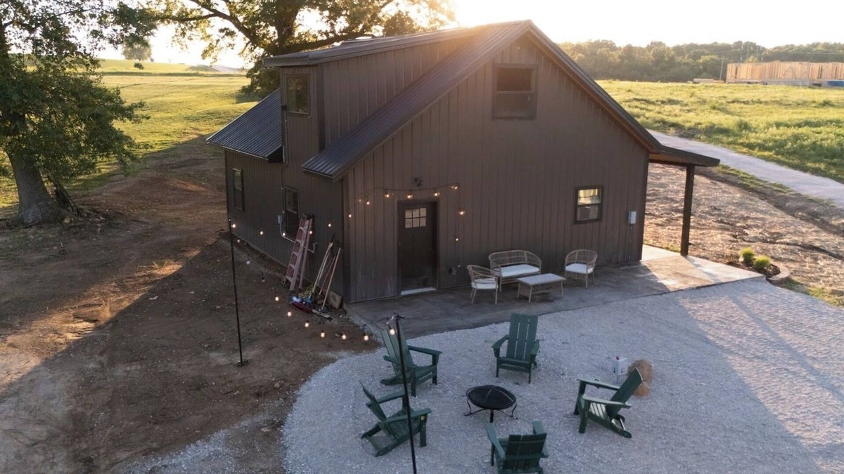Stockton Cabin | Charming 3-bedroom cabin in wonderful Stockton with AC
