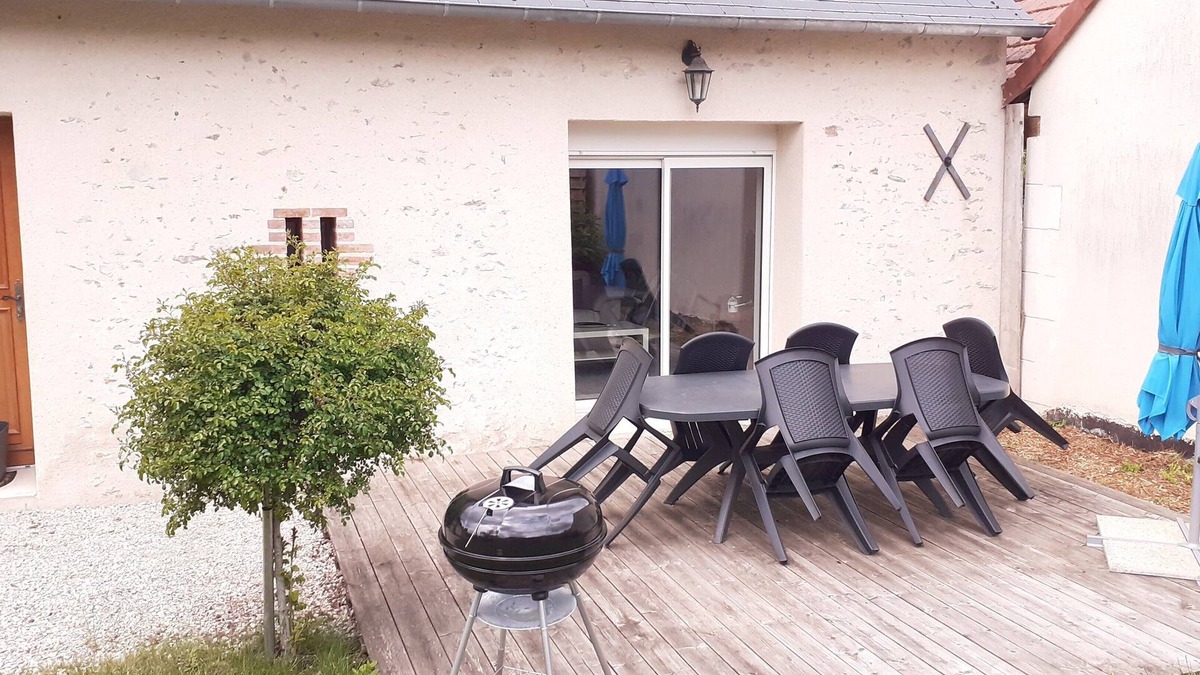 Monts House | Charming 3-bedroom gite in the heart of Touraine