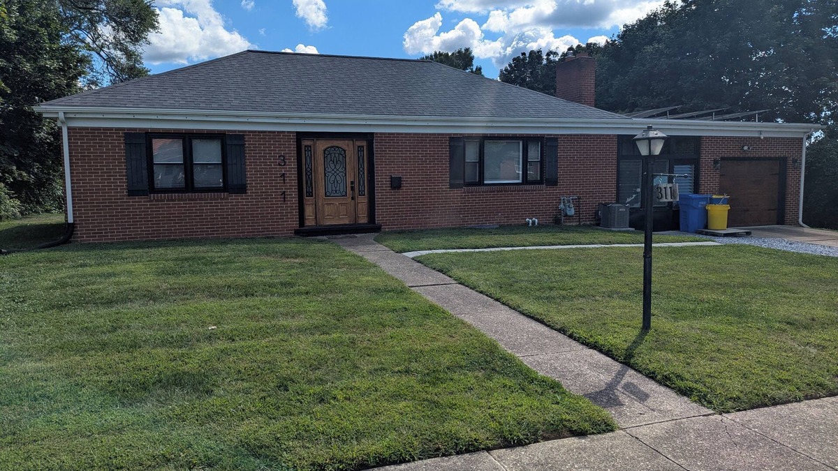 Rutherford House | Charming 3-bedroom home 11 minutes from Hershey Park