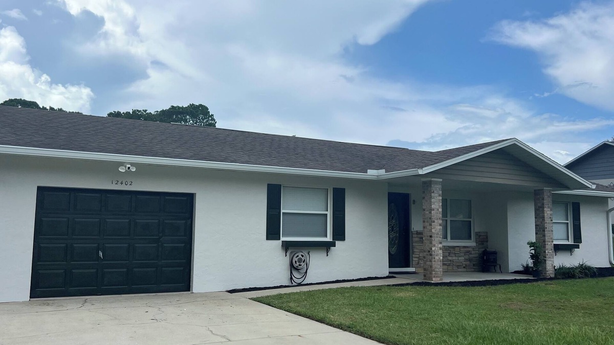 Belleview House | Charming 3-bedroom house close to Hits & WEC