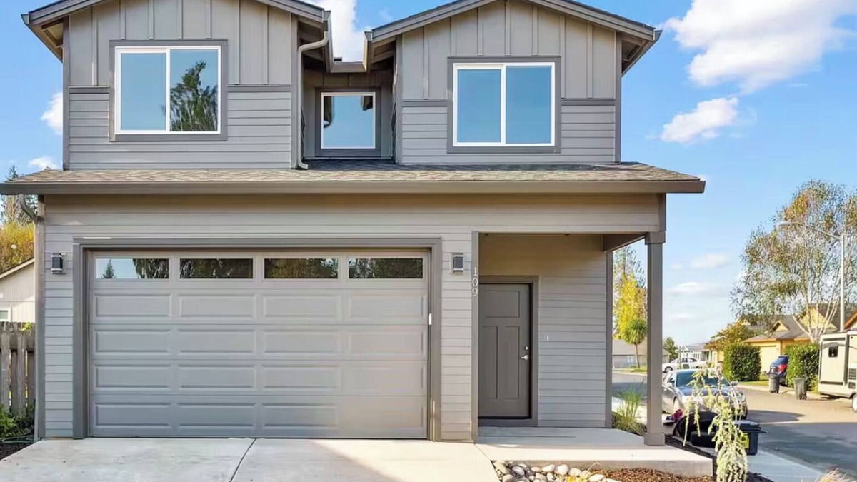 Cathlamet House | Charming 3-bedroom house in peaceful Cathlamet by the Columbia River