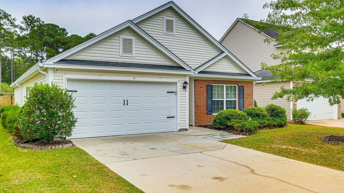 Lexington House | Charming 3-bedroom house with fitness room and AC in amazing Lexington