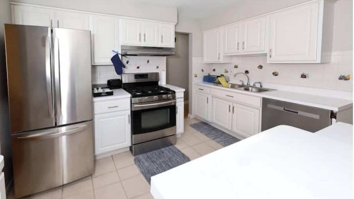 Glenview House | "Charming 3-Bedroom Homen
